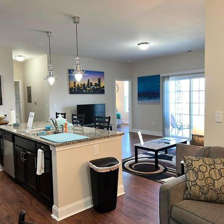 Serene **Uptown** 2Br/2Ba Apartment シャーロット エクステリア 写真