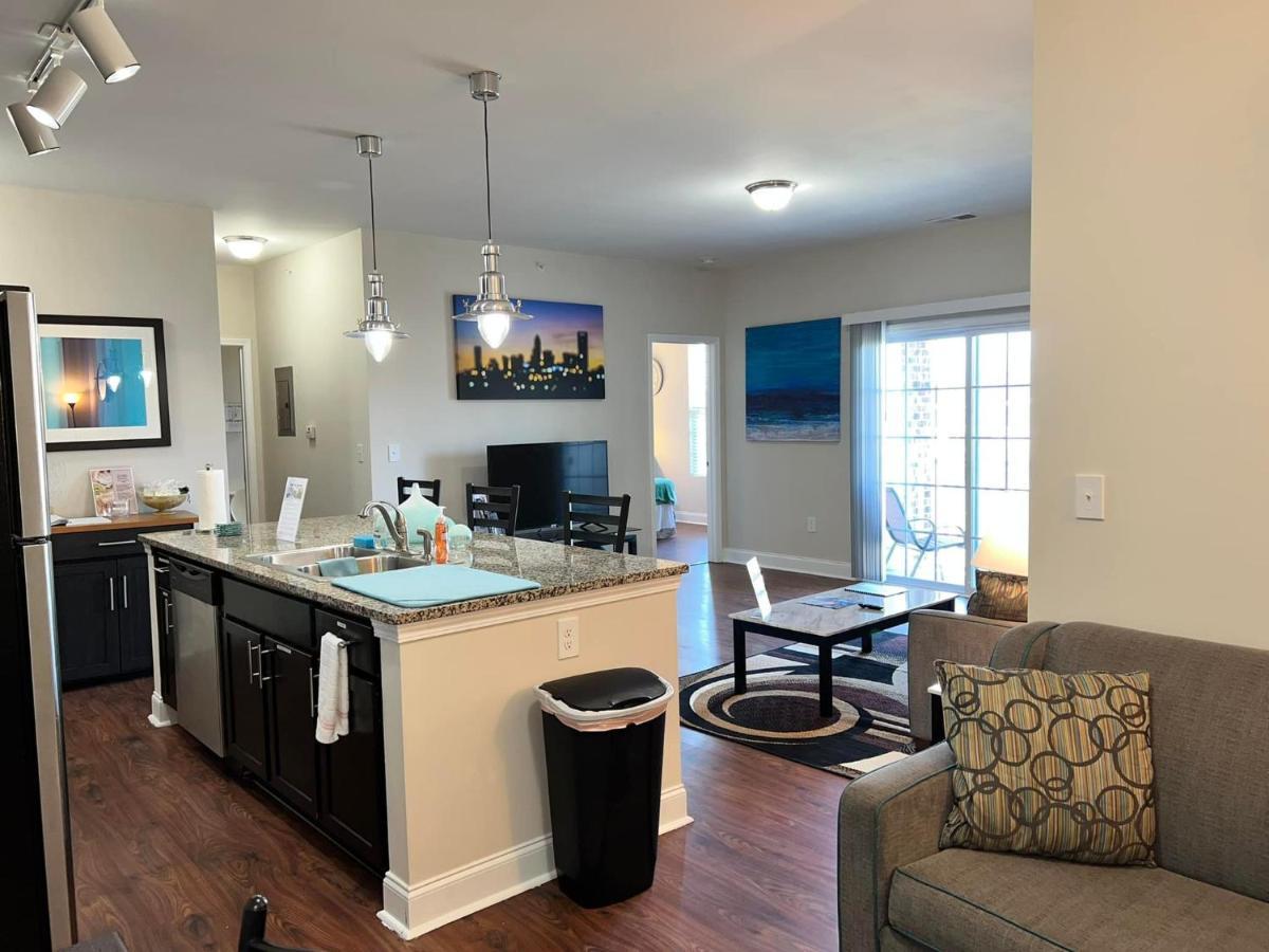 Serene **Uptown** 2Br/2Ba Apartment シャーロット エクステリア 写真